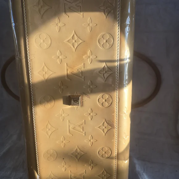 Louis Vuitton Gold Monogram Handbag - Picture 8 of 12